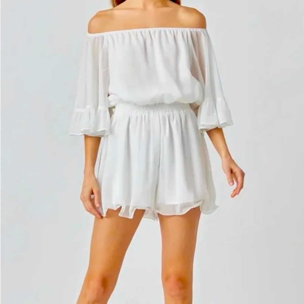 Endless rose White ruffled sleeve Romper